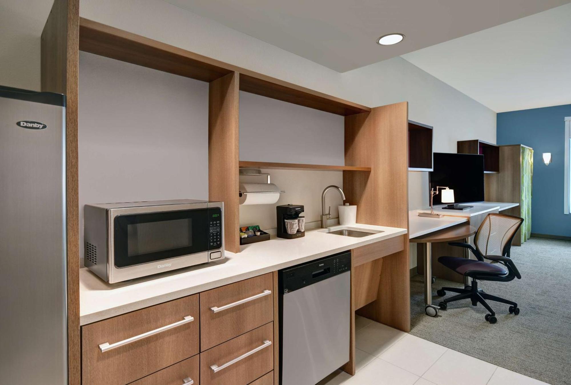 Home2 Suites By Hilton Atlanta Airport North College Park Exterior photo