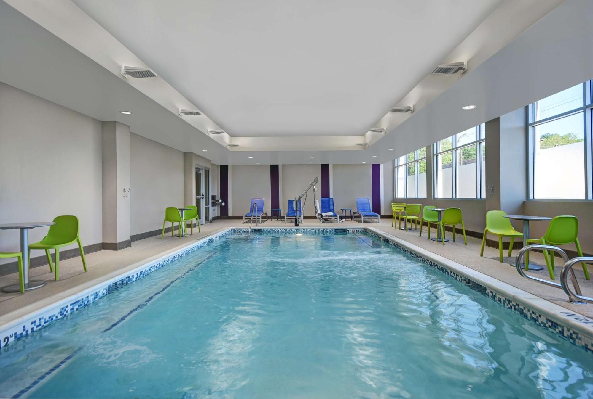 Home2 Suites By Hilton Atlanta Airport North College Park Exterior photo
