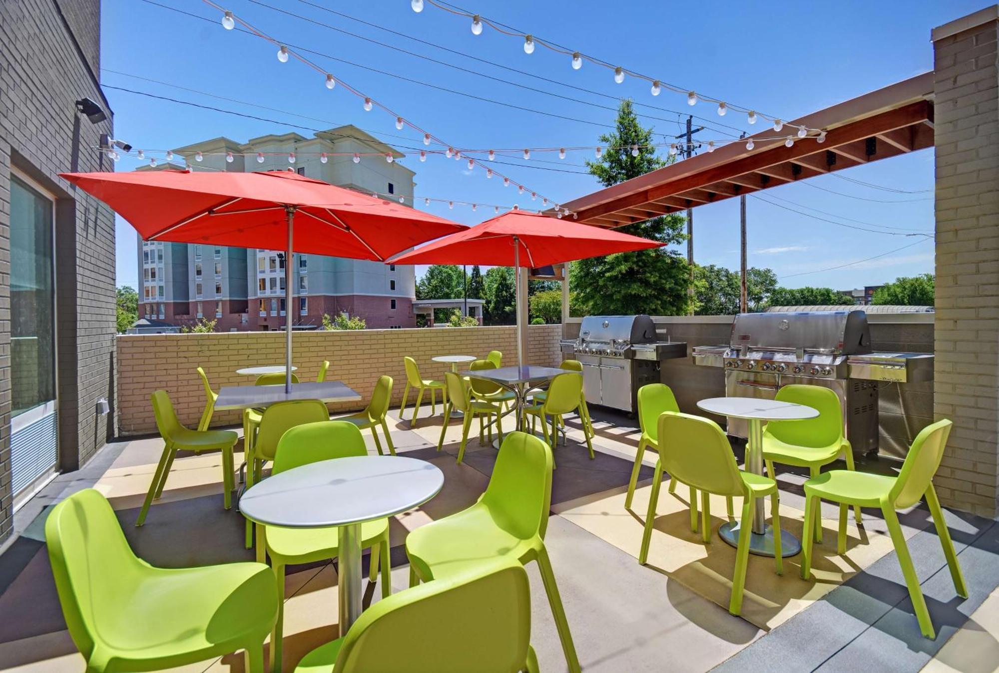Home2 Suites By Hilton Atlanta Airport North College Park Exterior photo
